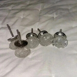 Kitchen pulls or bathroom